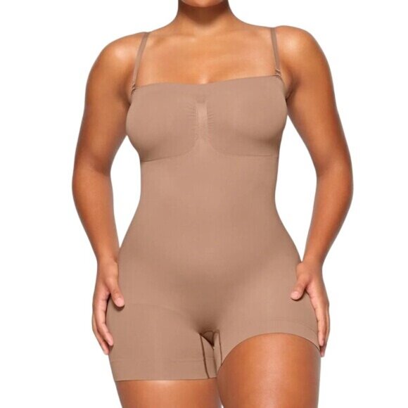 SKIMS Strapless Shortie Bodysuit Small (US 4–6) Sienna Brown NWOT MSRP $78 - Picture 3 of 7